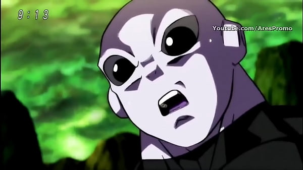 BOMBADÃO CINZA_SENTANDOO CASSETE EM DUAS QUENGAS DE CABELO AZUL