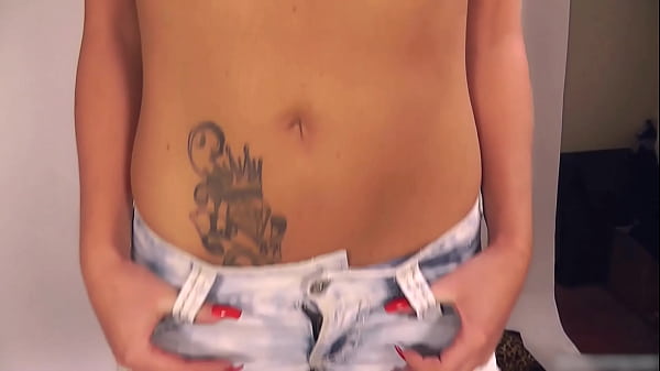 Nonton Blonde Beauty Covered In Huge Load In Long Casting thumbnail