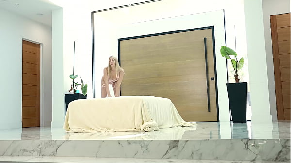 Play MP4 - I Get So Wet When He Takes Control Of My Pussy