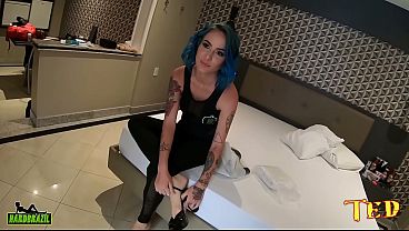Essa Novinha N&atilde;o Perde Tempo Nem Nos Bastidores thumbnail