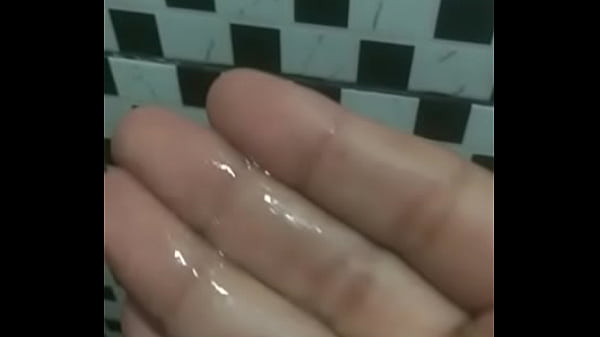 Estou molhada
