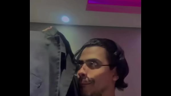 Nonton Finalmente Testar Minha Skin Social Numa Formatura Cheia De Uni T&aacute;rias E Open Bar/foodcomo Eu Amo Minha Vida thumbnail