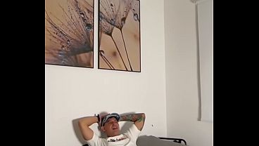 Nonton Magrinha De 18 Anos Tem Buceta Destru&iacute;da Pelo Cunhado Coroa thumbnail