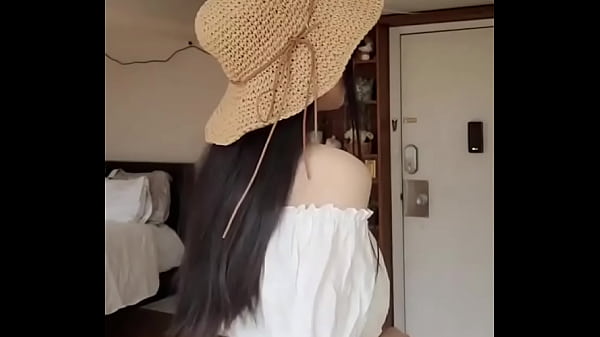 Nonton Check Out thumbnail