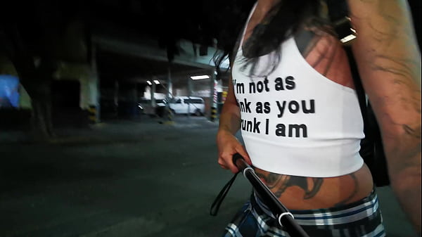 Play MP4 - Mostrando la tanga en el seven