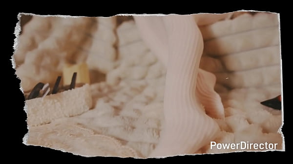 Nonton Huge Tits Woman Elf thumbnail