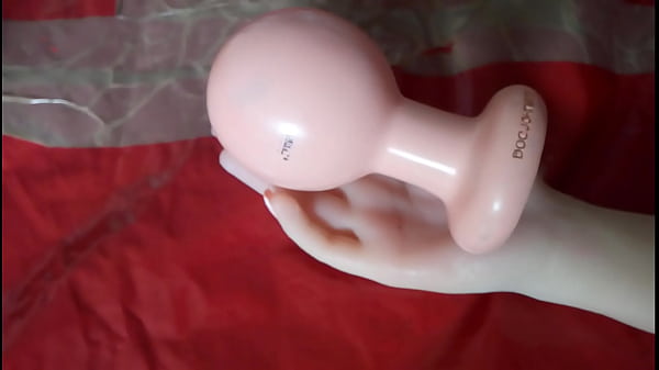 Riesiger anal st&ouml;psel tut weh 