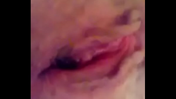 Play MP4 - Mi alumnita Mire&period; Grita Jodeeer&excl;&excl; Orgasmo real&period; Joder como se contrae y aprieta&period;