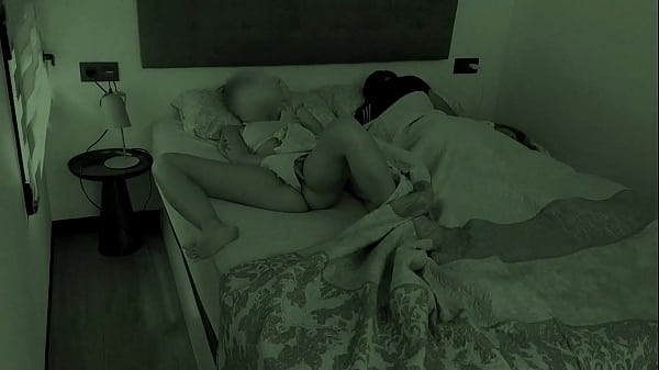 Play MP4 - Night cam catches Step sister masturbating next to step brother in the same bed