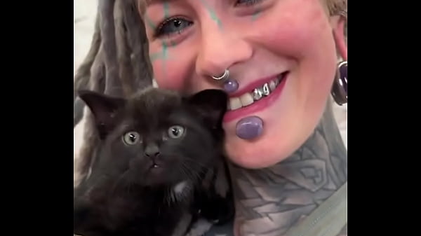 Kitten love what&rsquo;s the cutest thing your pet has ever done #kittenlove #furryfriendship #adorablemoments #ink