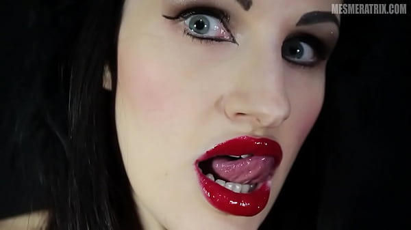 She's A Hot Succubus thumbnail