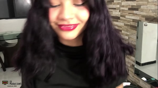 Play MP4 - Me corro en la boca de la cachonda de mi hermanastra