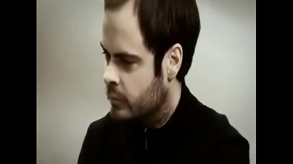 Ruby by kaiser chiefs official music video