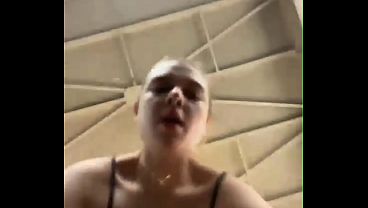 Extreme Masturbate in the gym 