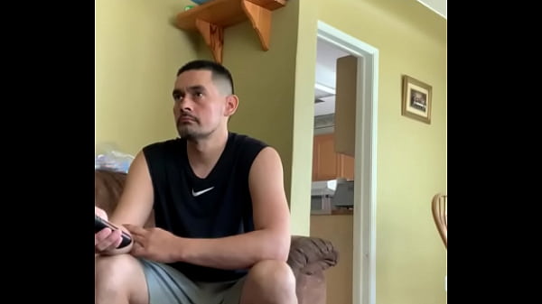 Play MP4 - Mirando bulto