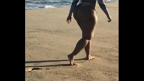 Play MP4 - CHEROKEE D'ASS WALKING BOOTY