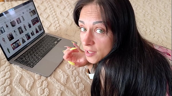 Stepdaughter chose a costume forHalloween and wanted totake her Stepdad dick in her mouth and_suck it_deeply while herStepmomwasn t_home