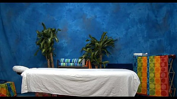 Nonton Erotic Oil Massage thumbnail