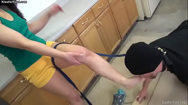 Play MP4 - Sneaker and sock worship