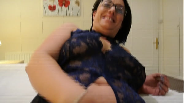 Play MP4 - British amateur Jenna Casting couch pt1