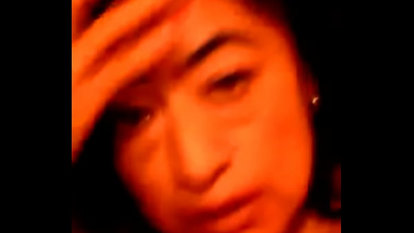 Maestra Cachonda manda v&iacute;deo mientras se ba&ntilde;a 