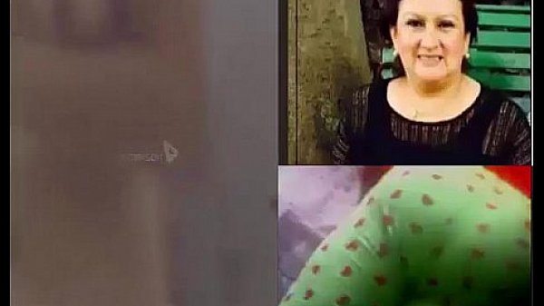 Nonton Espiando A Mi T&iacute;a De Chocho Depilado thumbnail