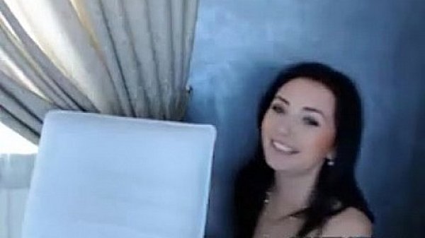 Hot slut teasing her body 