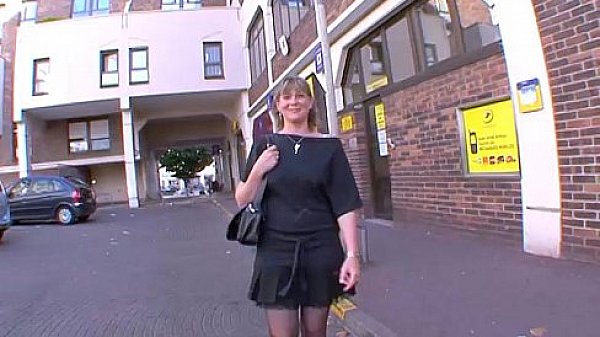 Coralie baise en cachette de son mari !!!! French amateur 