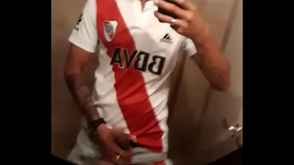 PAJA HINCHA DE RIVER 