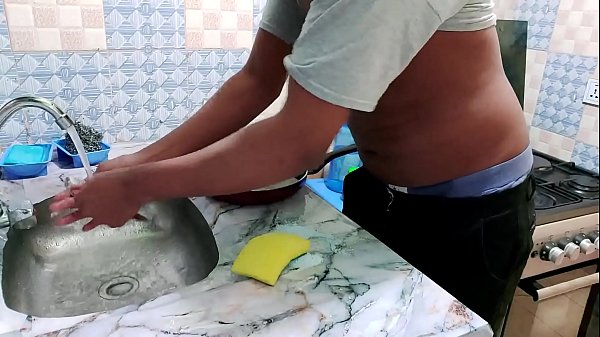 ਨੰਗੇ ਹਾਰਨ ਵਾਲੇ ਸਟੈੱਬਰਥ ਪਕੌੜੇ ਧੋਣ ਵਾਲੇ ਪਕਵਾਨ thumbnail