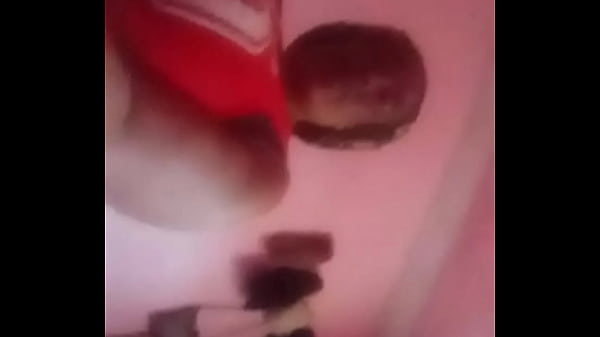 Je suis au travail actuellement pour le moment 