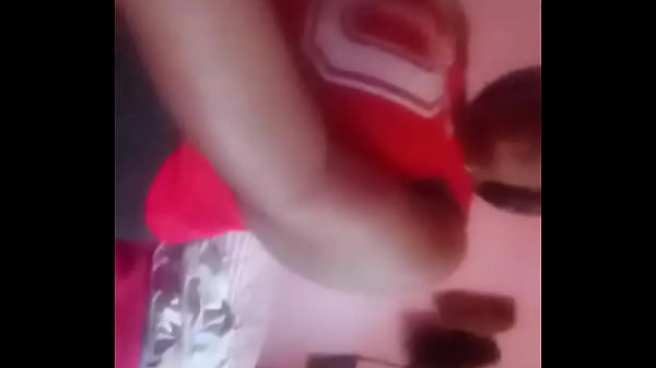 Je suis au travail actuellement pour le moment