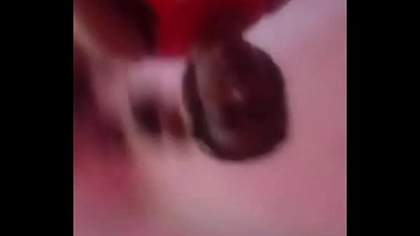 Je suis au travail actuellement pour le moment