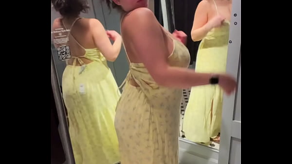 Play MP4 - Try on Haul - Chubby Latina Dani Valentina strips down in dressing room