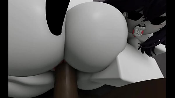 Trio en un callejon con bbc