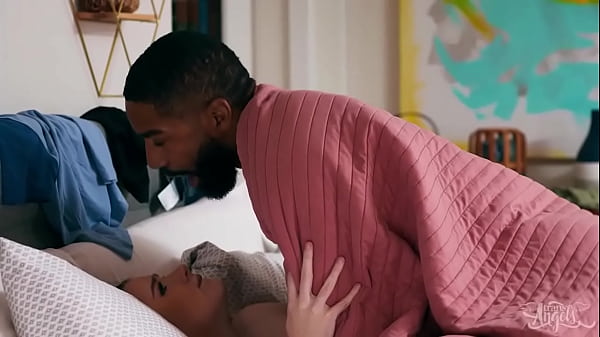 Play MP4 - TRANS ANGELS - Shadow Eats Izzy Wilde's Hungry Hole Then Gives Her The Pounding She Is Craving For