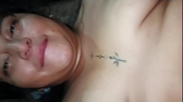 Sexo anal con una puta perversa que le gusta por atr&aacute;s que se la metan toda 