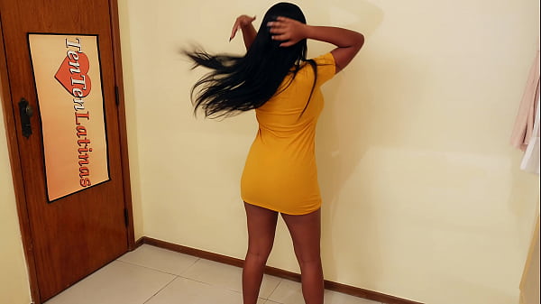 Play MP4 - Big brown booty Brazilian babe POV sex and fuck&excl;