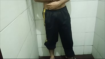 Nonton Tucacheritocacheron - Me Masturbo En La Ducha Y Termino Mareado De Tanto Esfuerzo thumbnail