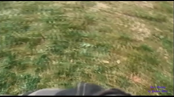 Play MP4 - La moretta con la pelliccia accetta dei soldi per scopare nel parco pubblico ed ingoiare il mio sperma