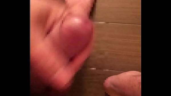 健太郎せんずり勃起1