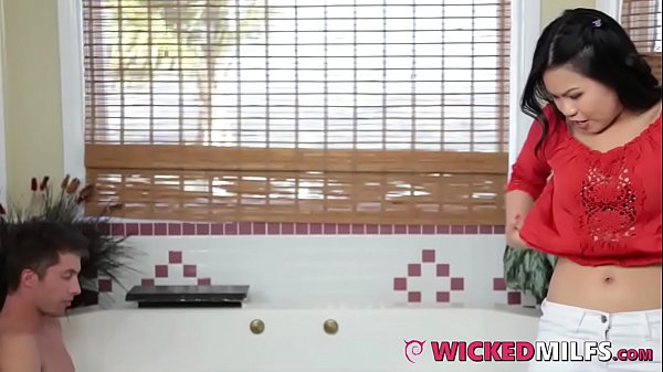 Play MP4 - Hot Asian stepMom & Share Lucky Guys Huge Cock