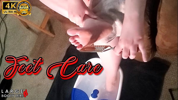 Nonton Pamper My Curvy Campus Feet: Electric Grind To Glossy Worship Perfection (4k Landscape) thumbnail