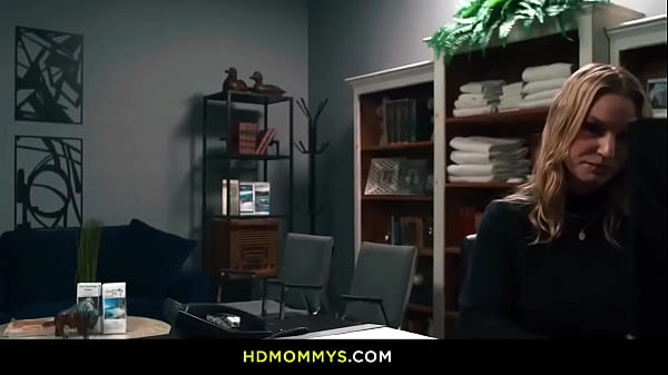 Nonton This Is An Open Minded Hotel... Lesbians Of Course Welcomed! thumbnail