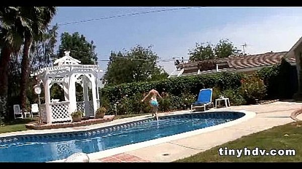 Nonton Sloppy Blowjob Teen Kandi Milan 4 71 thumbnail