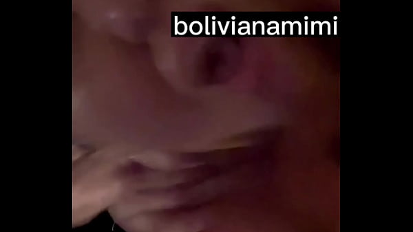 Play MP4 - Cogiendo en la piscina del bungalow en maldivas