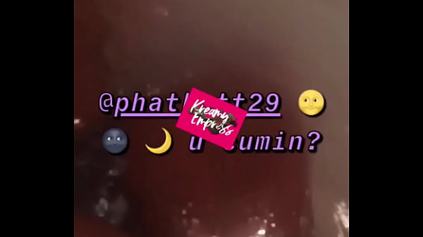 Fat pussy in bath tub