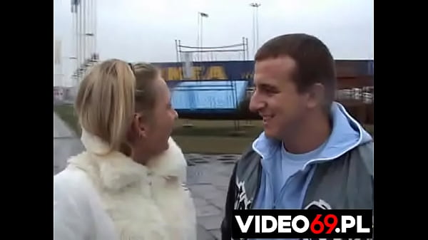 Darmowe filmy erotyczne zestaw stołowy warty dupczenia występuje marysia podrywacze