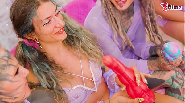 Play MP4 - Squirt Mayhem - 5 Girls Squirting on each other - ANAL Dildos&comma; prolapse&comma; gapes&comma; ATM