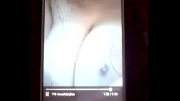 Play MP4 - Banho Slave4U Tetas Enxague gostoso